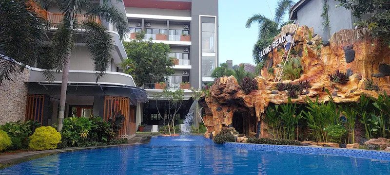 Beach Hotel